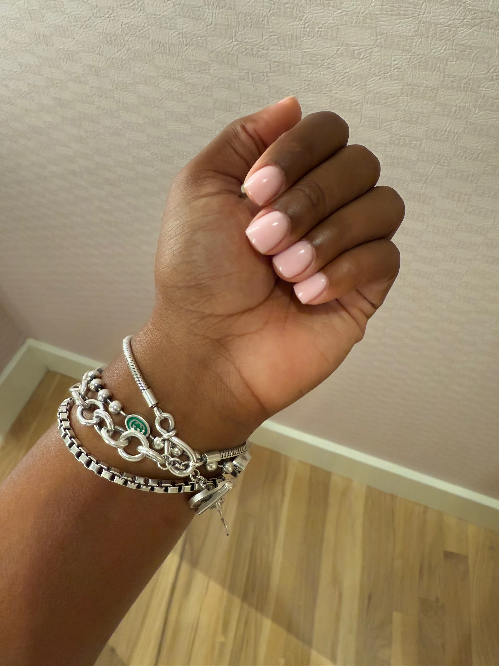 Nail Vibes Studio nail photo 4